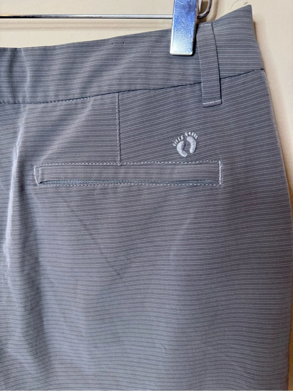 Hang Ten Men’s Gray Performance Golf Shorts Size 32